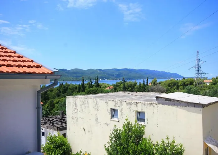 Apartment By The Sea Kuciste - Perna, Peljesac - 10198 *
